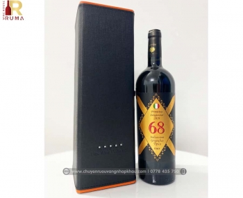 Bộ quà tặng tết hộp da 1 chai vang Ý 68