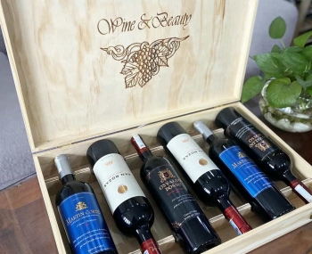 Quà tặng hộp gỗ 6 chai rượu vang Chile (mix 3 loại)