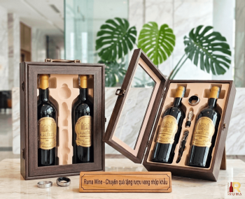 Quà tặng doanh nghiệp 2 chai vang Amelie HK2