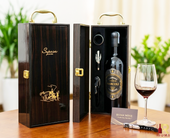 Set quà tặng tết hộp sơn mài 1 chai rượu vang Ý Marcoli 17