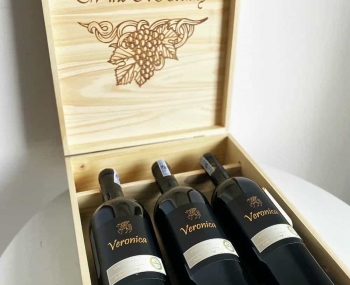 Quà tặng cao cấp 3 chai vang Ý Veronica Semi