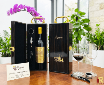 Set quà tặng tết hộp sơn mài 1 chai vang Pháp Nicolas