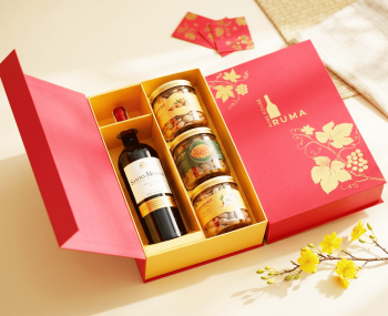 Hộp quà tặng tết rượu vang Chile Santo Molina