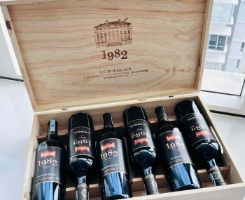 Quà tặng cao cấp hộp gỗ 6 chai rượu vang Pháp 1982 đỏ