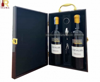 Set quà tặng tết hộp sơn mài 2 chai rượu vang Pháp Chevalier