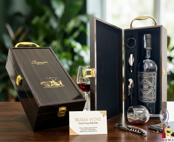 Set quà tặng tết hộp sơn mài 1 chai rượu vang Ý 1922