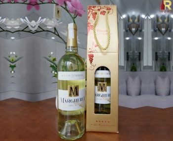 Quà tặng túi giấy ép kim 1 chai rượu vang Úc Margheria trắng