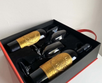 Bộ quà tặng tết vang Tolucci 17 kèm ly vang