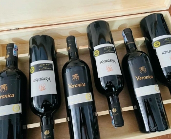 Quà tặng cao cấp 6 chai vang Ý Veronica