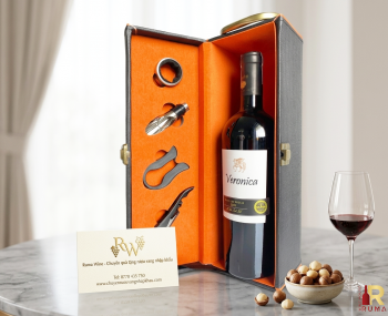 Bộ quà tặng tết hộp da 1 chai rượu vang Ý Veronica Rosso