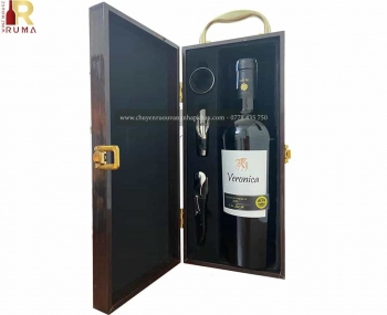 Set quà tặng tết hộp sơn mài 1 chai rượu vang Ý Veronica Rosso