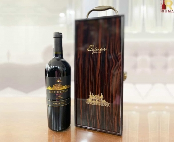 Set quà tặng tết hộp sơn mài 1 chai rượu vang Ý Sole D'Italia