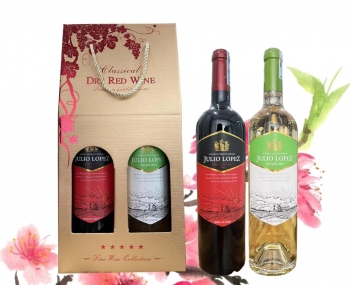 Quà tặng rượu vang Chile giá rẻ Julio Lopez