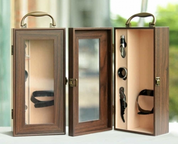 Hộp gỗ sơn mài mặt kính đựng 1 chai rượu vang