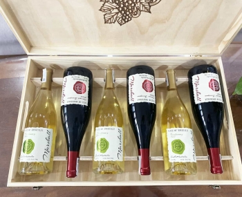 Quà tặng cao cấp 6 chai vang Úc Marshall (mix trắng đỏ)