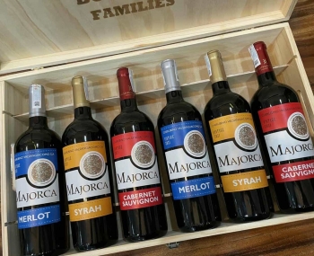 Quà tặng cao cấp 6 chai vang Tây Ban Nha Majorca