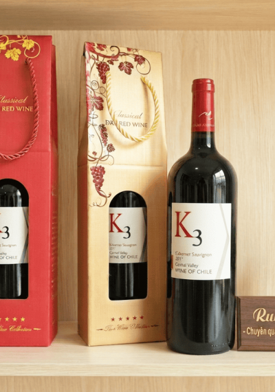 Quà tặng túi giấy ép kim 1 chai vang Chile K3