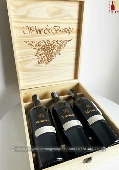 Quà tặng cao cấp 3 chai vang Ý Veronica Semi