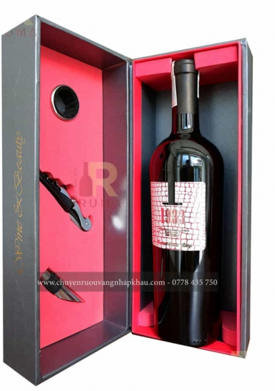 Quà tặng hộp 1 chai rượu vang Ý 1933 Semi Dolce kèm phụ kiện 
