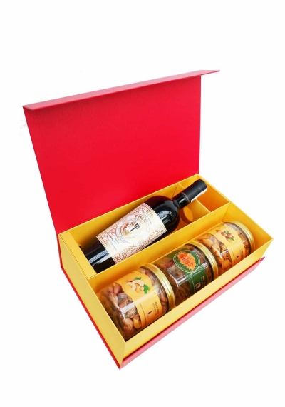 Hộp quà tặng tết rượu vang Ý Tolucci Semi