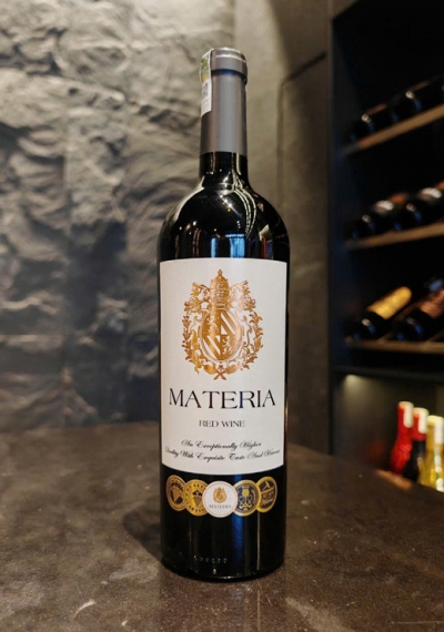 Rượu vang Materia