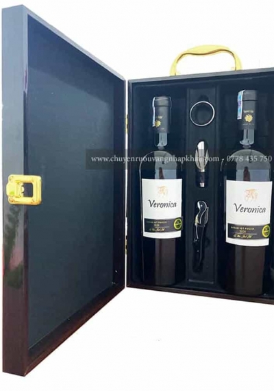 Set quà tặng tết hộp sơn mài 2 chai rượu vang Ý Veronica Rosso
