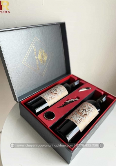 Quà tặng sang trọng 2 chai vang Ý Tolucci Semi
