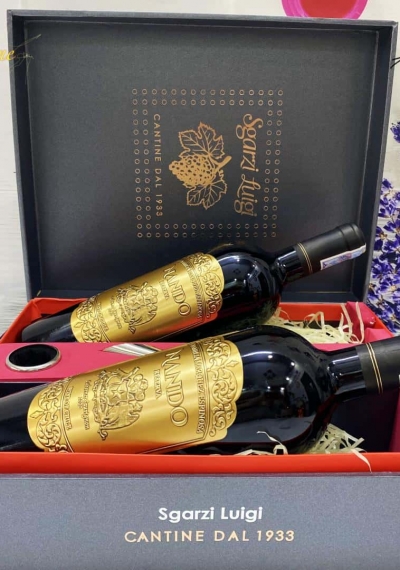 Quà tặng hộp 2 chai rượu vang Chile Nando Reserva kèm phụ kiện