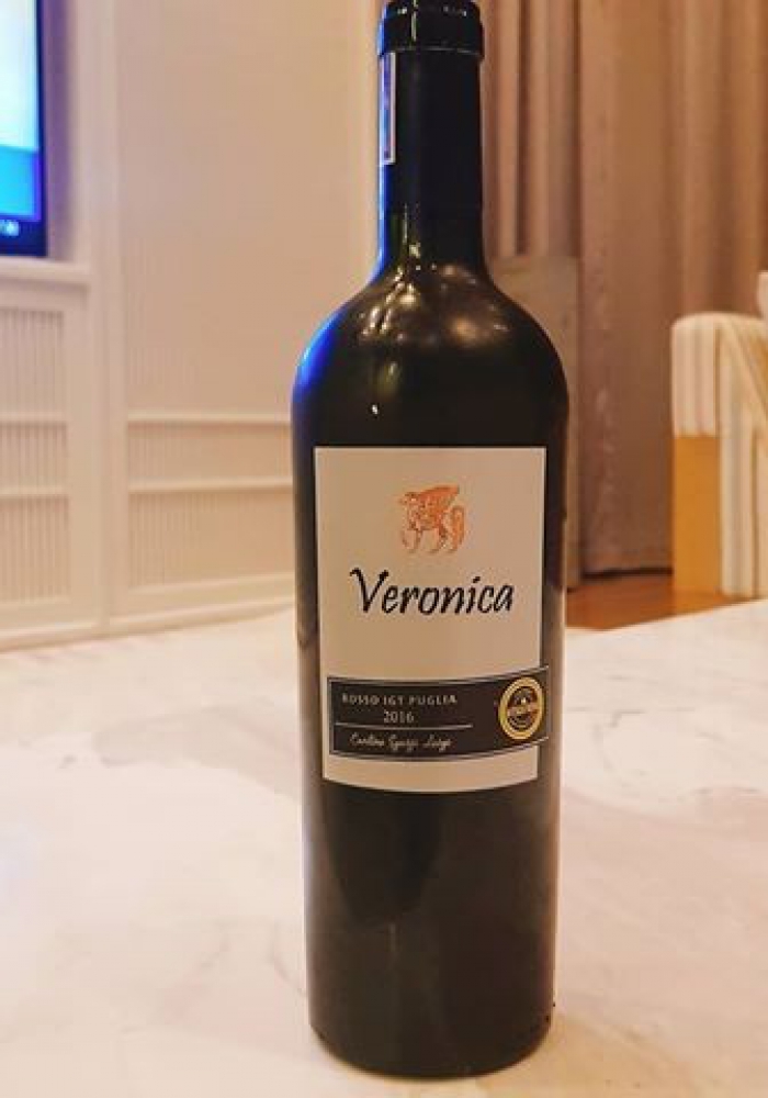 Rượu vang Ý Veronica Rosso