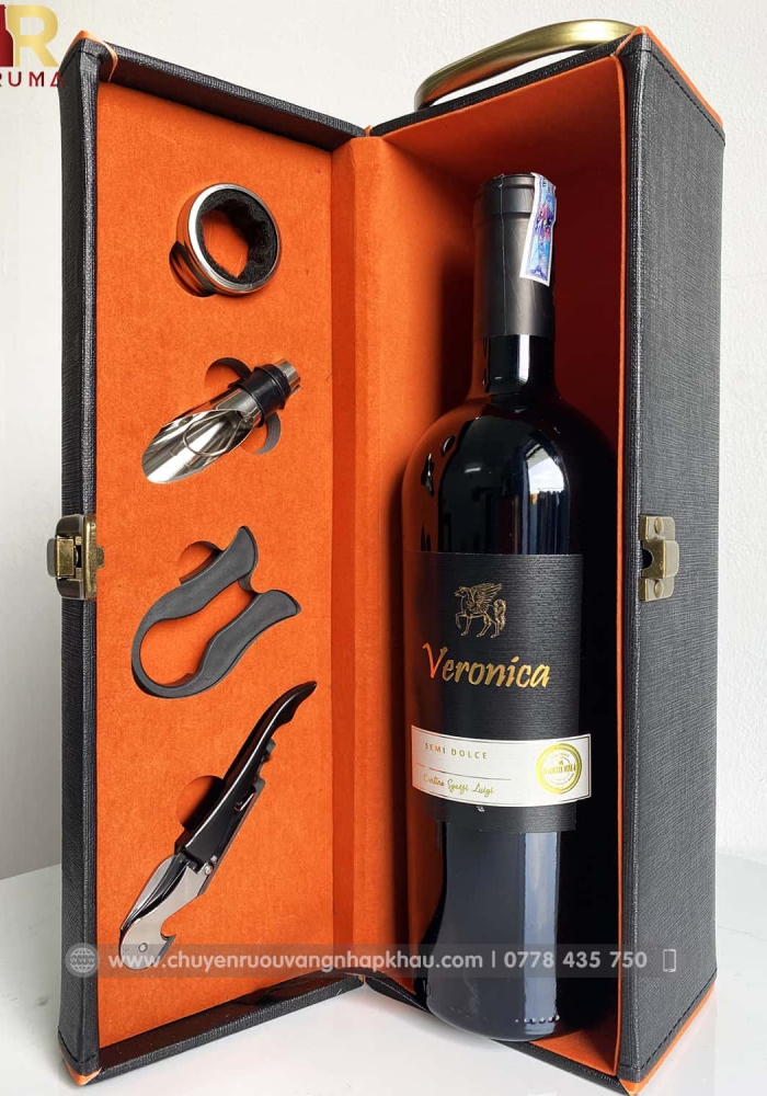 Bộ quà tặng tết hộp da 1 chai rượu vang Ý Veronica Semi