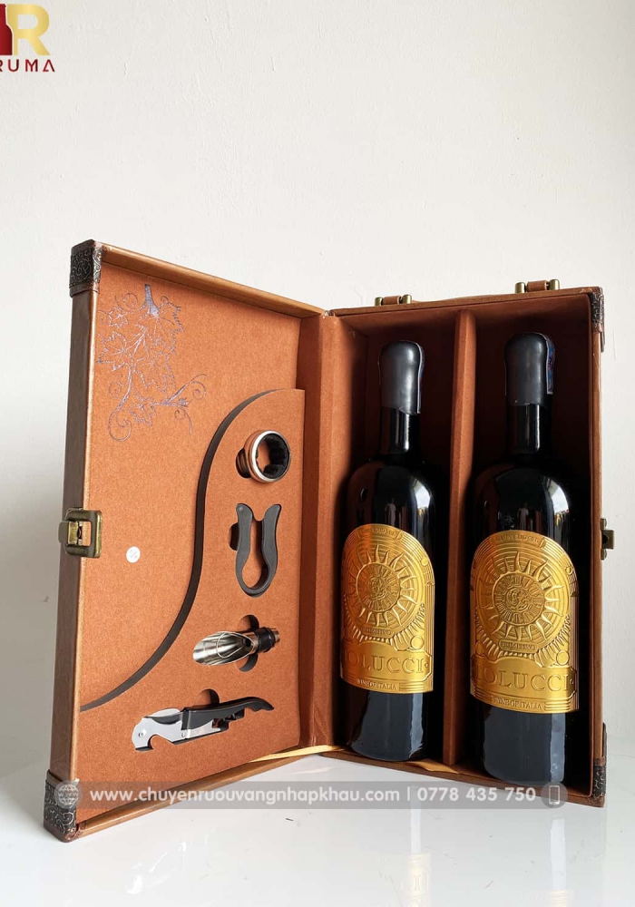 Set quà tặng hộp da 2 chai rượu vang Ý Tolucci 17 kèm bộ phụ kiện