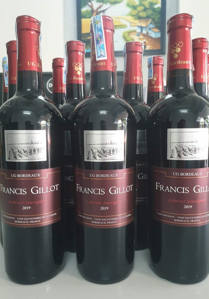 Rượu vang Pháp Francis Gillot