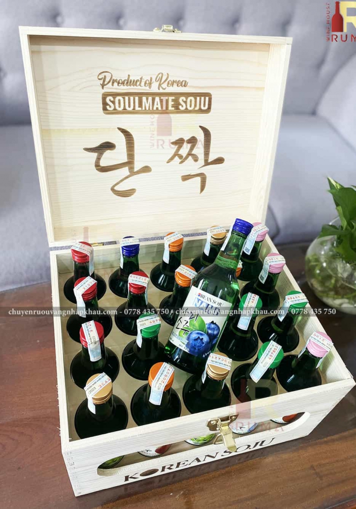 Hộp gỗ đựng 20 chai rượu soju Hàn Quốc