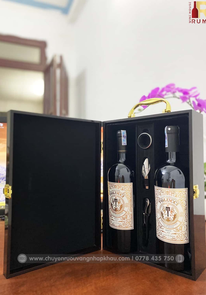 Set quà tặng tết hộp sơn mài 2 chai rượu vang Ý Tolucci Semi