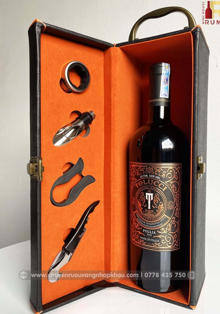 Bộ quà tặng tết hộp da 1 chai rượu vang Ý Tolucci 14