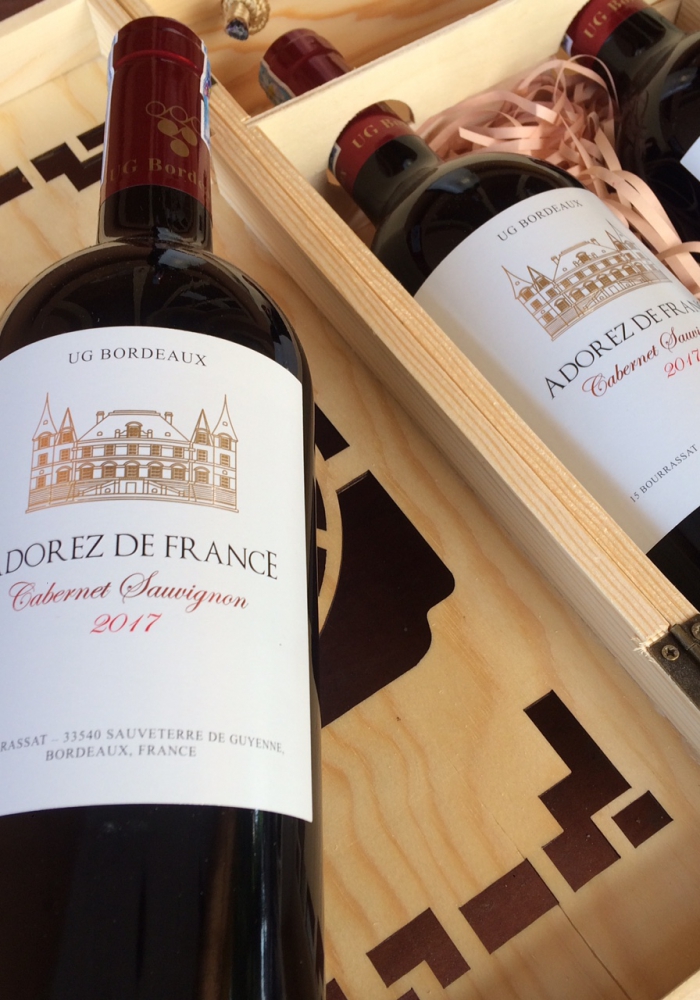 Hộp quà tặng tết rượu vang Pháp Adorez De France