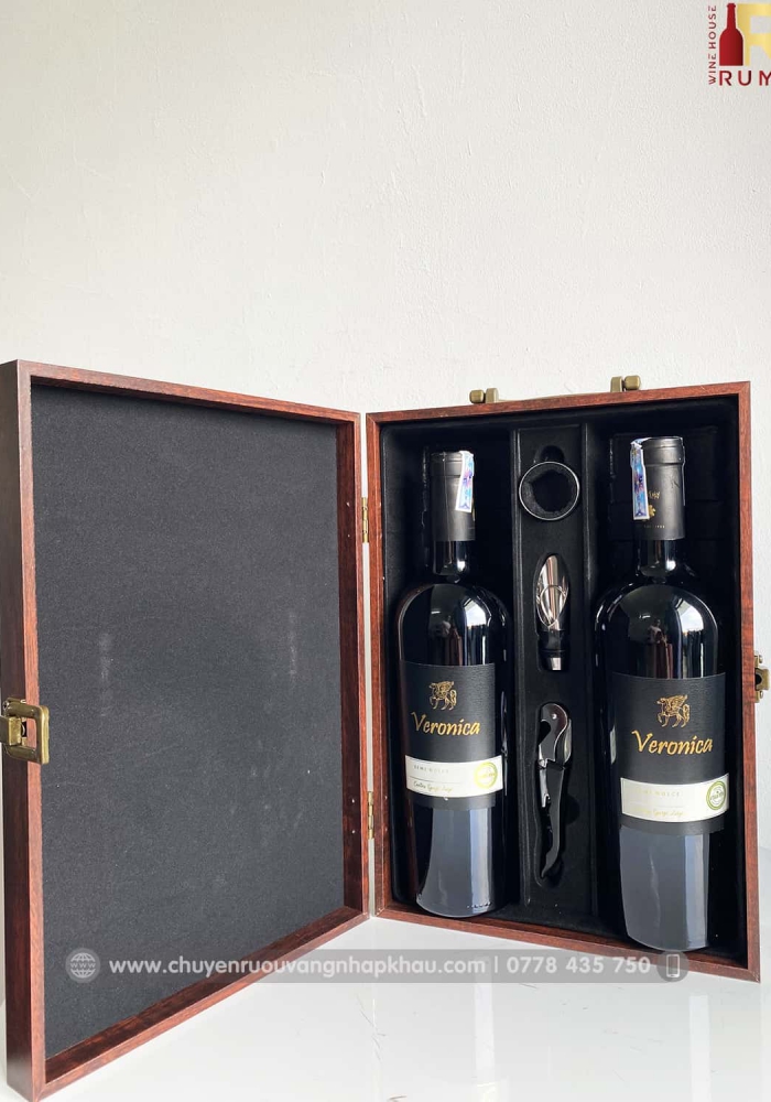 Bộ quà tặng tết 2 chai rượu vang Ý Veronica Semi