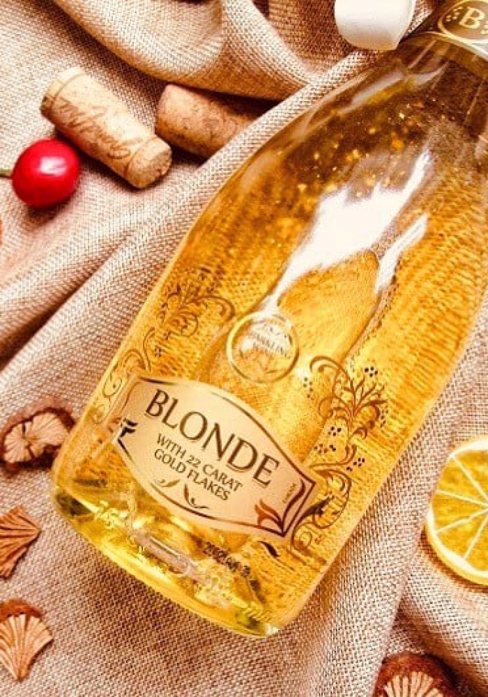 Rượu vang nổ Sparkling Blonde Gold Flakes 22 Carat