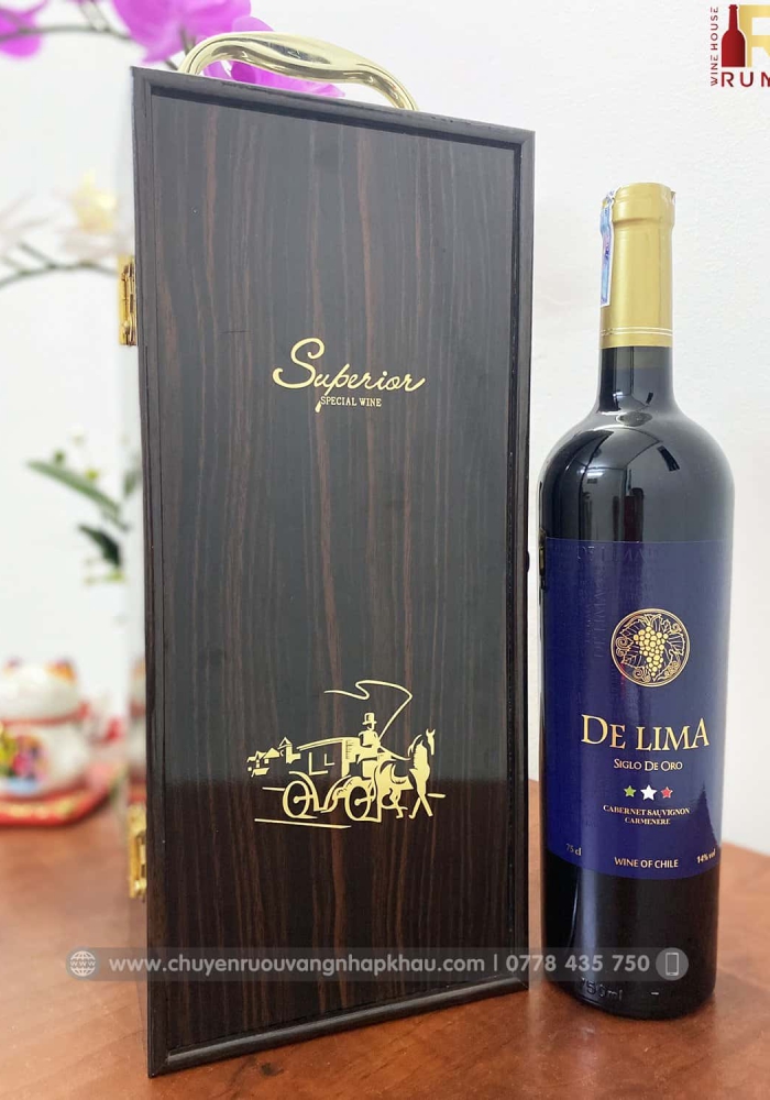 Set quà tặng tết hộp sơn mài 1 chai rượu vang Chile De Lima