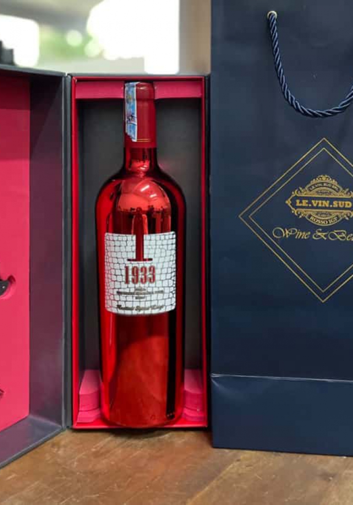 Quà tặng hộp 1 chai rượu Vang Ý 1933 Ruby (Red Limited) kèm phụ kiện