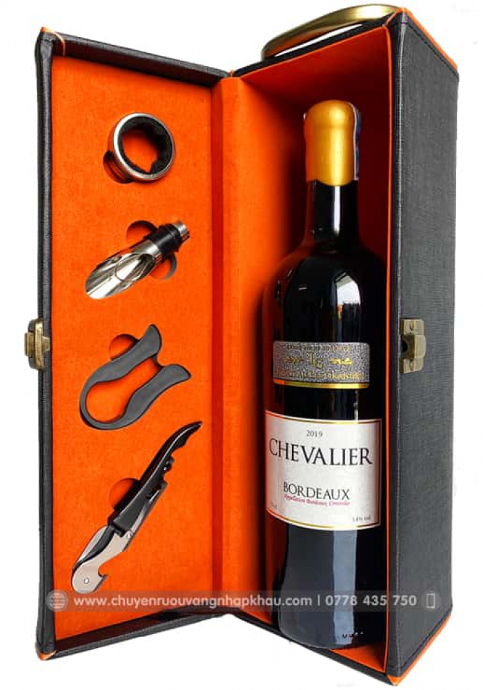 Quà tặng tết hộp da 1 chai rượu vang Pháp Chevalier