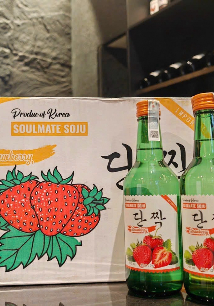 Rượu Soju Hàn Quốc Soulmate Strawberry 360ml - Hương vị dâu